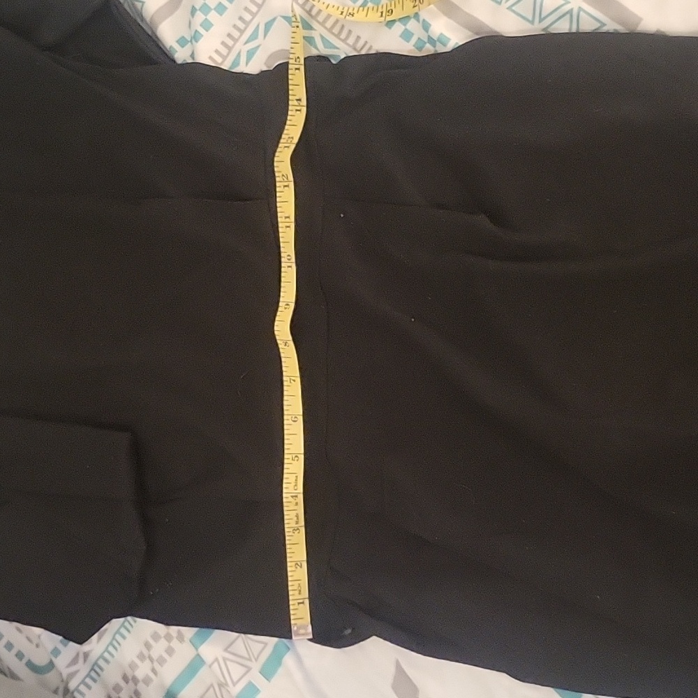 New Women's PrettyGarden Black Dress with pockets that ties in back. Size Medium - Picture 8 of 14